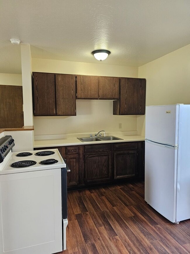 1750 S 6th St W in Missoula, MT - Building Photo - Building Photo