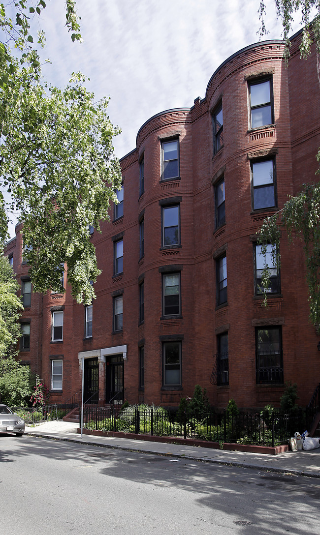 25 Symphony Rd in Boston, MA - Foto de edificio - Building Photo