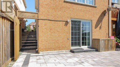 33 Netherway Crescent in Ajax, ON - Building Photo - Building Photo