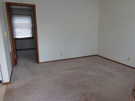 1553 E Ave NE Apartamentos