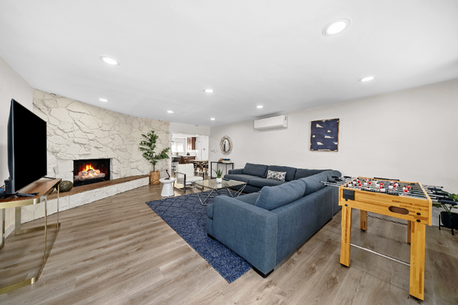 9903 Lindo Lake Pl in Lakeside, CA - Foto de edificio - Building Photo