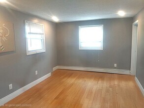 135-135 Sunbury St, Unit Unit 2 in Providence, RI - Building Photo - Building Photo