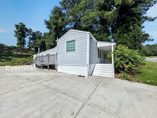 706 Agricola St in Marietta, GA - Building Photo - Building Photo
