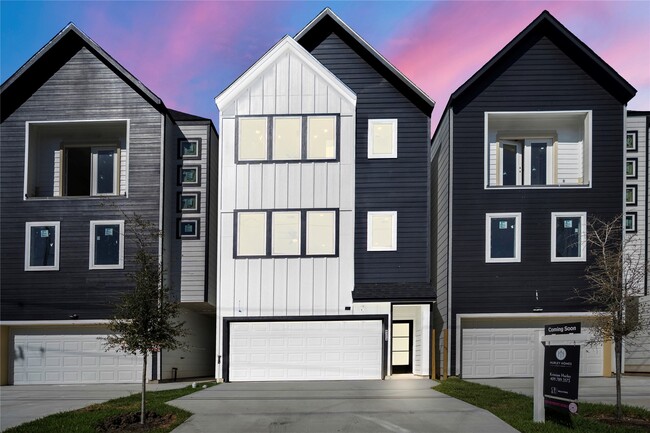 property at 6324 Del Rio St