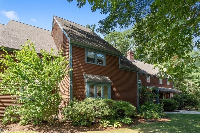 14 Bates Ln in Westford, MA - Building Photo - Building Photo