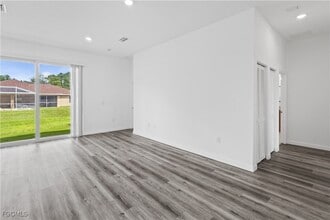 719 Little Rock St E in Lehigh Acres, FL - Building Photo - Building Photo