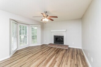 64 Joy Dr in Douglasville, GA - Building Photo - Building Photo