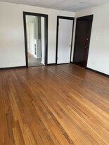 1682 Elbur Ave in Lakewood, OH - Building Photo