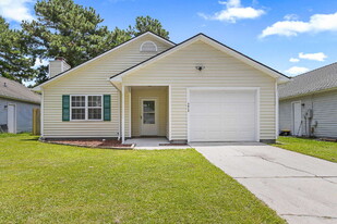 3012 Derby Run Rd in Jacksonville, NC - Building Photo