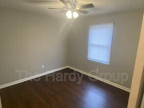 604 Cedar Crest Dr in Tullahoma, TN - Building Photo - Building Photo