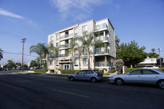 Otto Gruber House in Glendale, CA - Building Photo - Building Photo