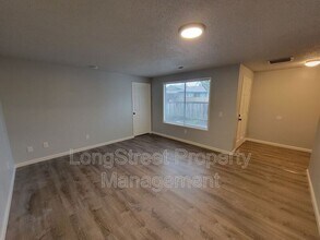 3286 NE Lancaster St in Corvallis, OR - Building Photo - Building Photo