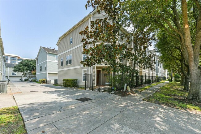 1289 W 17th St in Houston, TX - Building Photo - Building Photo