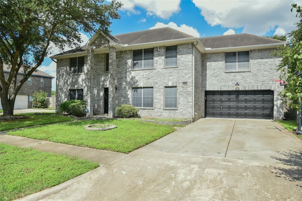 6626 Crystal Point Dr in Katy, TX - Building Photo