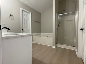 2615 Avery Park Cir in Doraville, GA - Foto de edificio - Building Photo