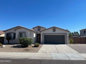 7807 W Quail Ave in Peoria, AZ - Building Photo - Building Photo