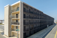 El Conquistator Condominiums in Seaside Heights, NJ - Foto de edificio - Building Photo