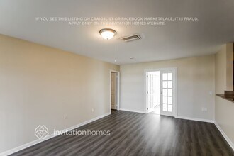 11450 NW 35th Pl in Sunrise, FL - Building Photo - Building Photo