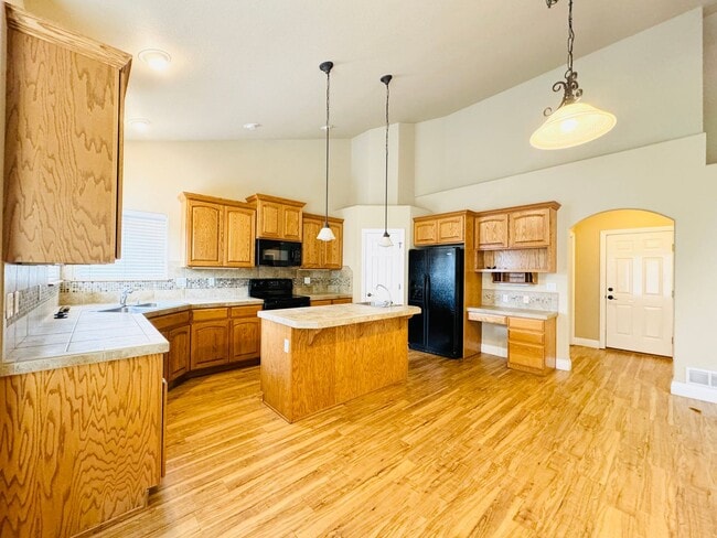 property at 4960 Hornbeam Ct