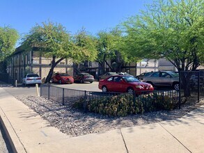 Aspen Grove in Tucson, AZ - Building Photo - Interior Photo