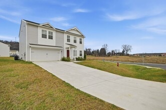 22 Preening Rd in Hedgesville, WV - Building Photo - Building Photo