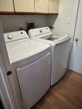 1333 Barclay Ln in Deerfield, IL - Building Photo - Building Photo