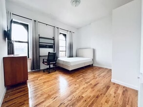Furnished room/NOT APARTMENT in Brooklyn, NY - Building Photo - Building Photo