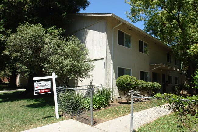 1179 Mesa Dr in San Jose, CA - Building Photo - Building Photo