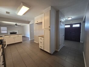 1474 Ashland Dr in Lemoore, CA - Building Photo - Building Photo