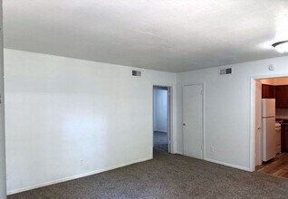 2092 Jefferson Ave in Memphis, TN - Building Photo - Building Photo