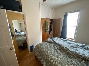 64 Plymouth St, Unit 1 in Cambridge, MA - Building Photo - Building Photo