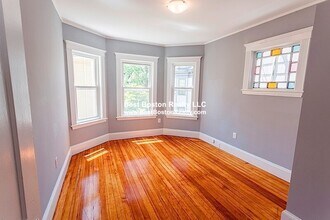 23 A Kelly Rd in Cambridge, MA - Building Photo - Building Photo