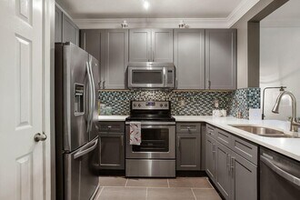 1120 Westchester Ridge NE in Atlanta, GA - Building Photo - Building Photo