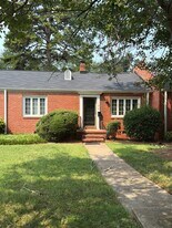 1818 Jameston Dr in Charlotte, NC - Building Photo