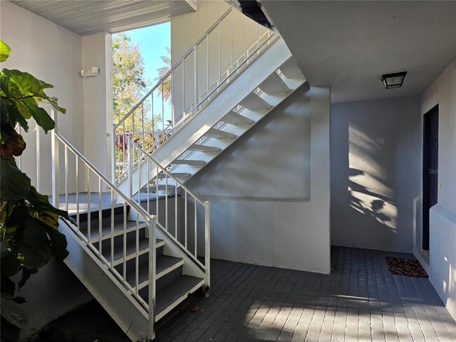 1105 Clubside Dr in Longwood, FL - Foto de edificio - Building Photo