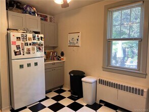 14 Old Glenham Rd in Fishkill, NY - Building Photo - Building Photo