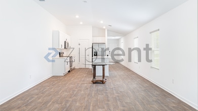 46 Leidel Dr in Palm Coast, FL - Building Photo - Building Photo