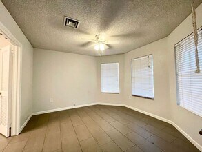 1482 W Elgin St in Chandler, AZ - Building Photo - Building Photo