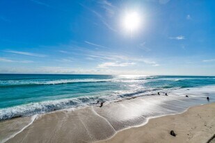 3475 S Ocean Blvd in Palm Beach, FL - Building Photo