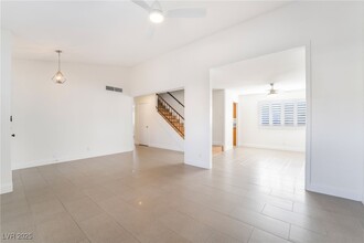 4338 Apex Dr in Las Vegas, NV - Building Photo - Building Photo