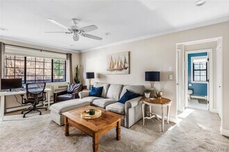 39 Foxwood Cir in Mt Kisco, NY - Building Photo - Building Photo