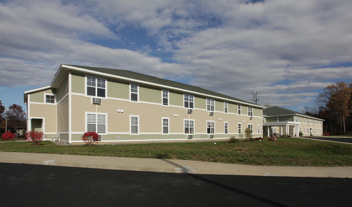 Father Leo O'brien Housing in Schenectady, NY - Foto de edificio