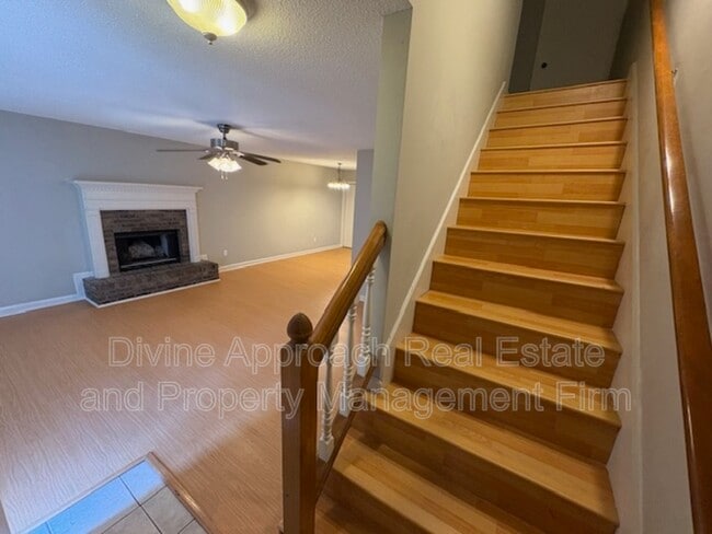 830 Jamestown Manor Park in Gardendale, AL - Building Photo - Building Photo