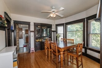 2867 N Farwell Ave in Milwaukee, WI - Building Photo - Building Photo