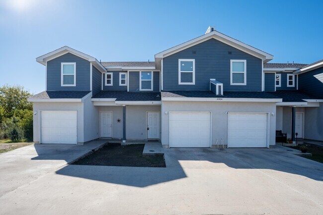 property at 6906 Crestway Dr