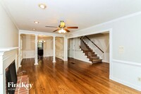 460 Hickory Walk SW in Marietta, GA - Building Photo - Building Photo