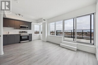 556-556 Marlee Ave in Toronto, ON - Building Photo - Building Photo
