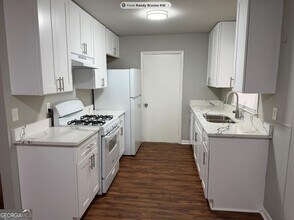 3036 Will Rogers Pl SE in Atlanta, GA - Foto de edificio - Building Photo