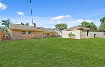 5714 N Braeswood Blvd in Houston, TX - Building Photo - Building Photo