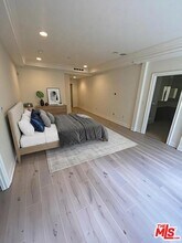 129 S Elm Dr in Beverly Hills, CA - Building Photo - Building Photo